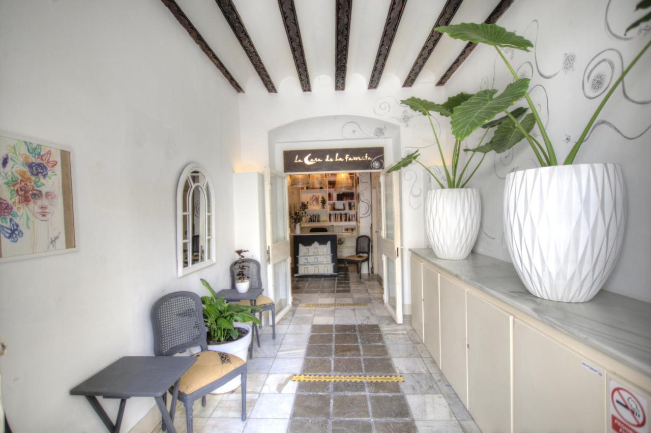 La Casa De La Favorita Hotel Tarifa Luaran gambar