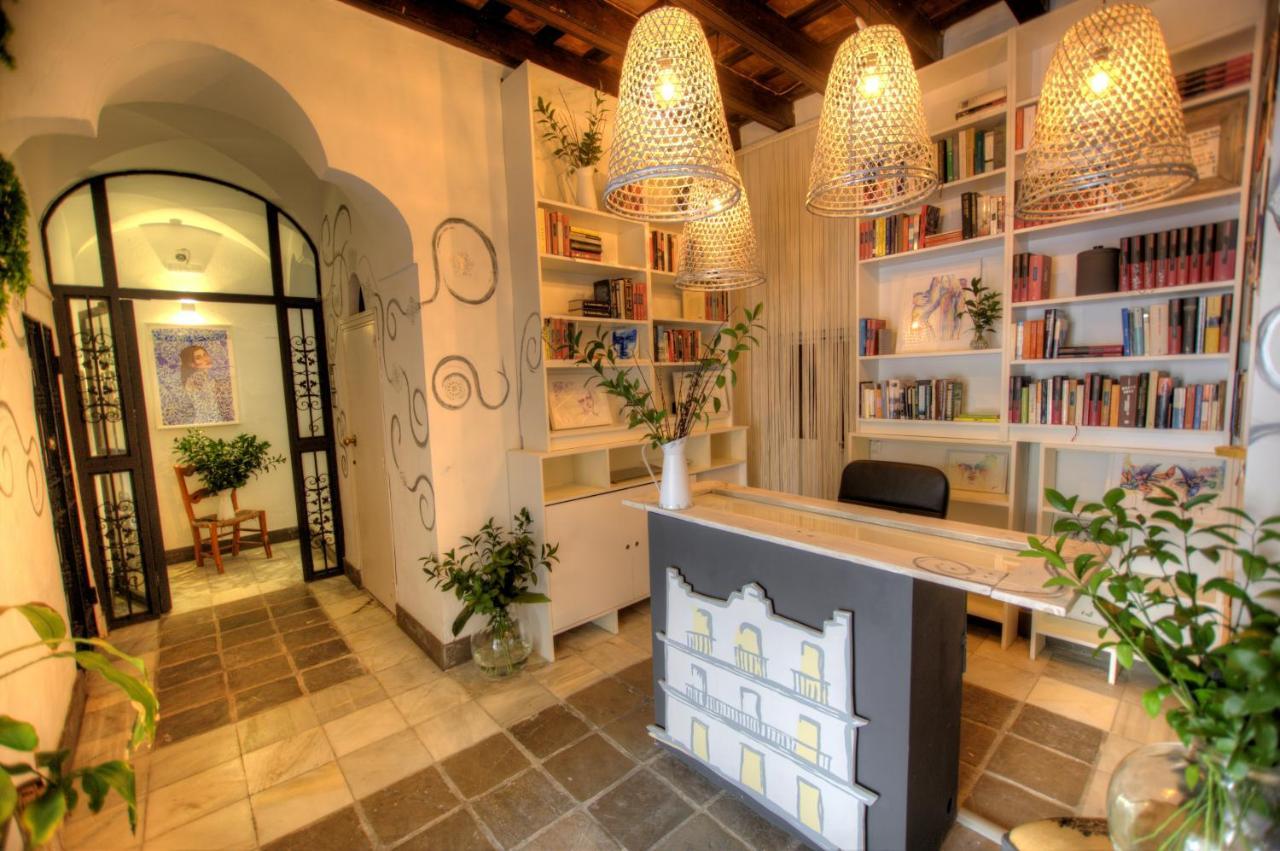 La Casa De La Favorita Hotel Tarifa Luaran gambar