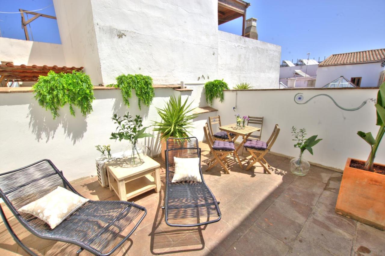 La Casa De La Favorita Hotel Tarifa Luaran gambar